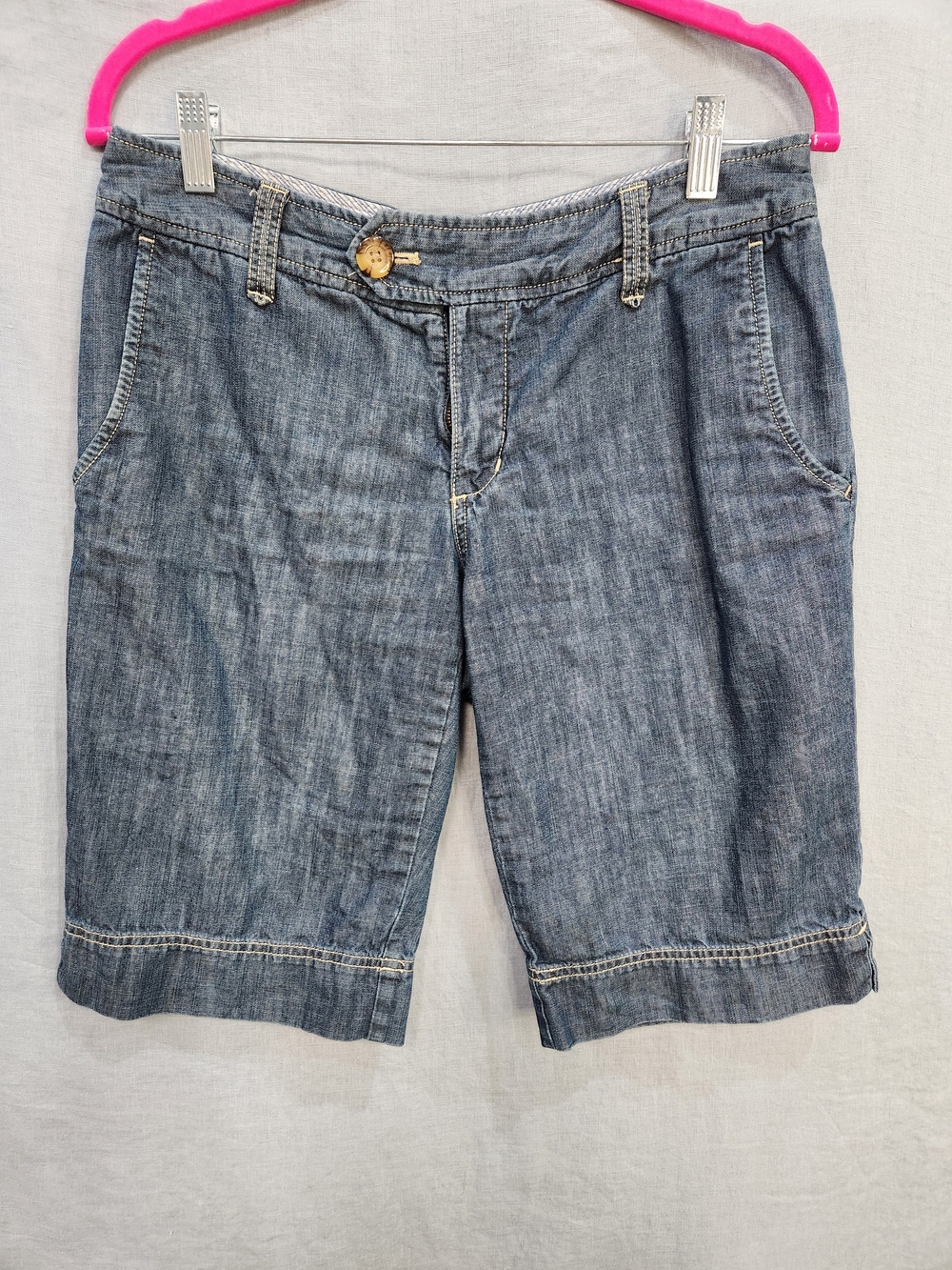 Eddie Bauer Low Waist Cotton Bermuda Shorts Size 8